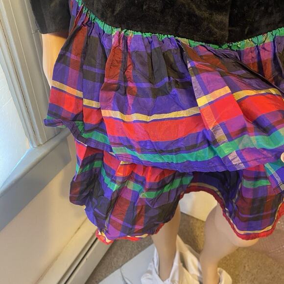 Vintage 90s ByerToo! Women Dress 7/M Black Velvet Multicolor Ruffle Skirt Retro - Picture 10 of 13